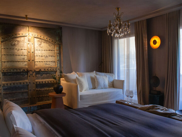 UNIQUE BOUTIQUE HOTEL